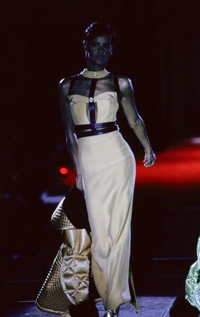 Look 77